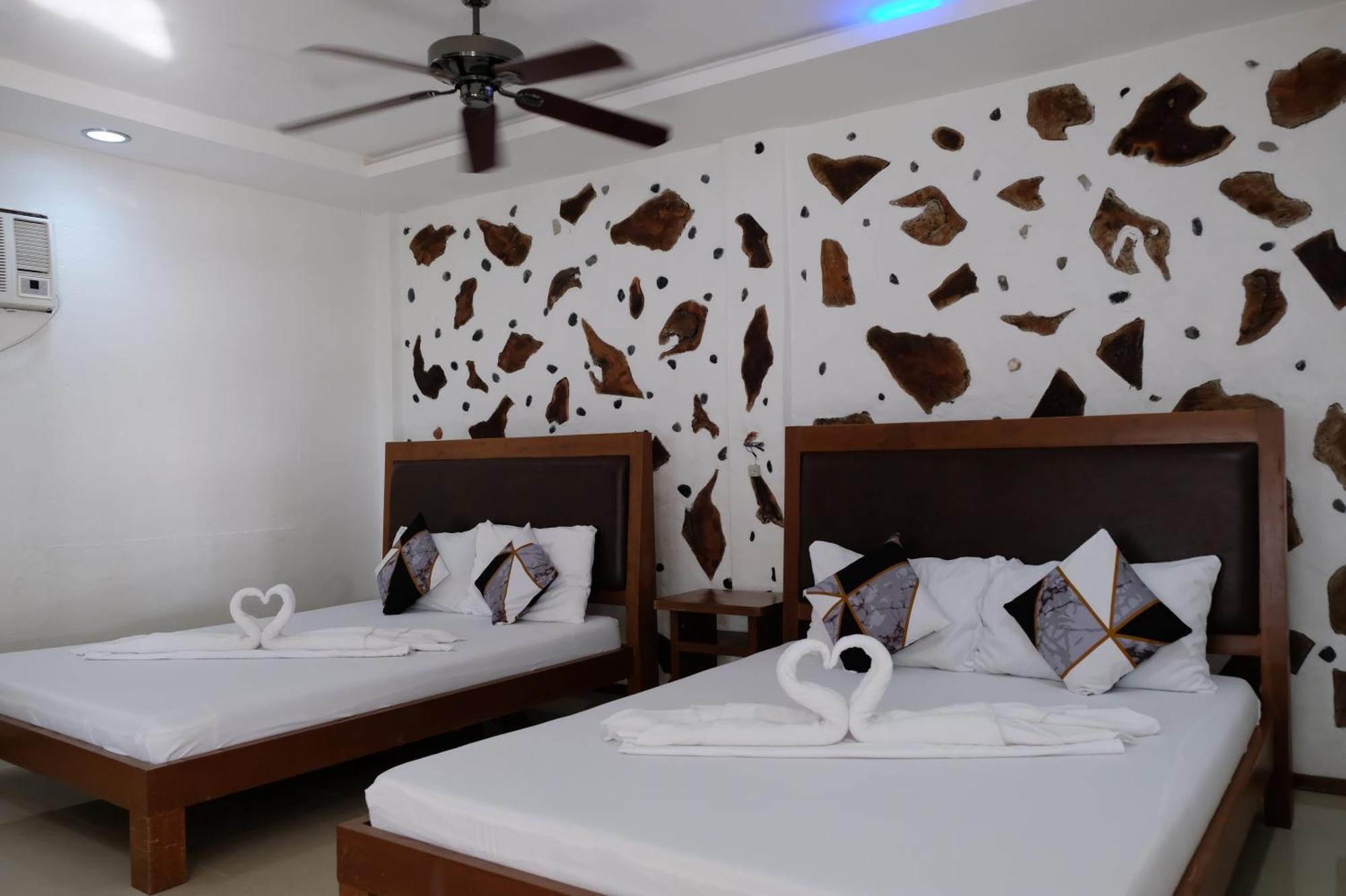 Sundown Resort & Austrian Pension House Manoc-Manoc Luaran gambar